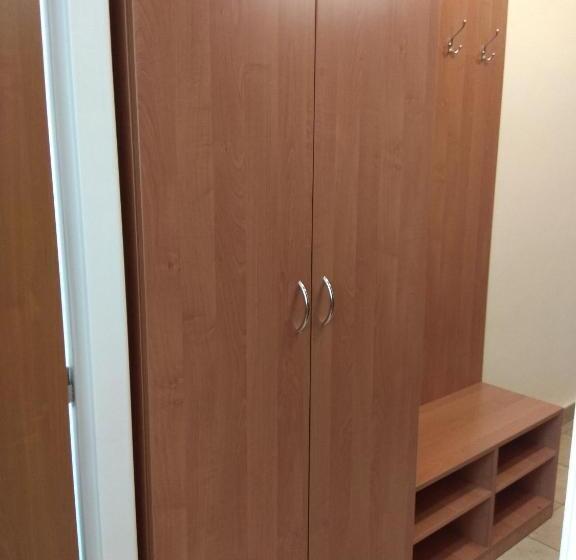 پانسیون Restaurace Alvi