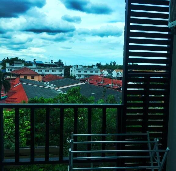 Thani Residence