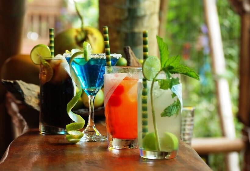 هاستل Kanta Sana