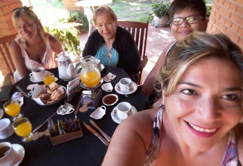 הוסטל Posada Cerro Los Nogales