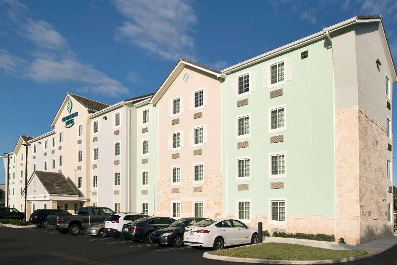 בית מלון כפרי Woodspring Suites Miami Southwest