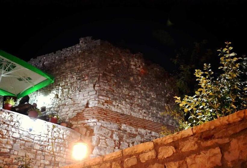 پانسیون Guest House Vasili