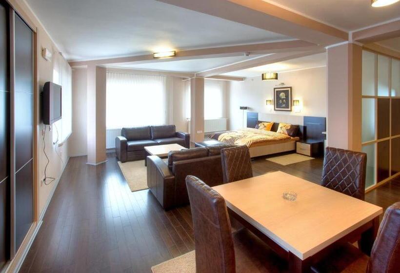 پانسیون Guesthouse Vitez