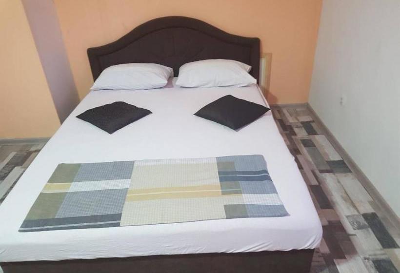 بنسيون Guesthouse Ines