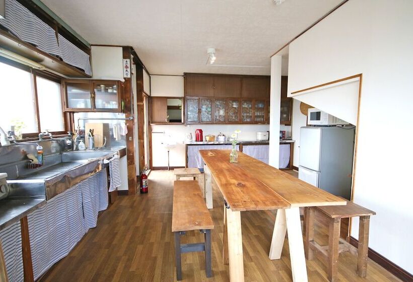 بنسيون Kushiro Guesthouse Cook A Doodle Doo   Hostel