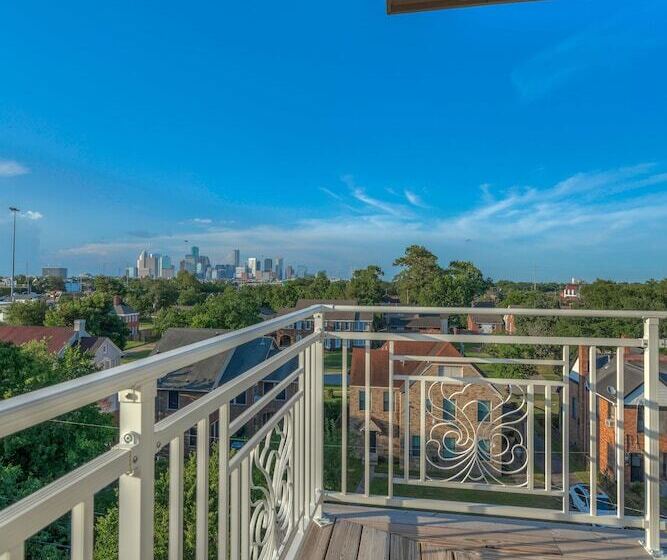تختخواب و صبحانه Houston Towers, Downtown Med Ctr, Nrg, Adults Only