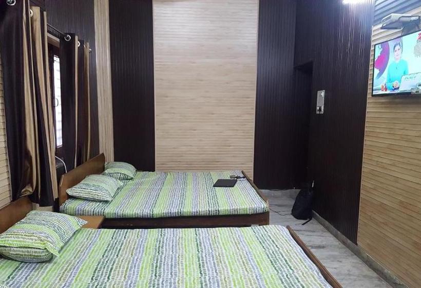 پانسیون Gokul Guest House