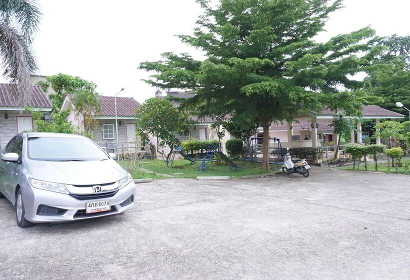 بنسيون Dahla House Ranong