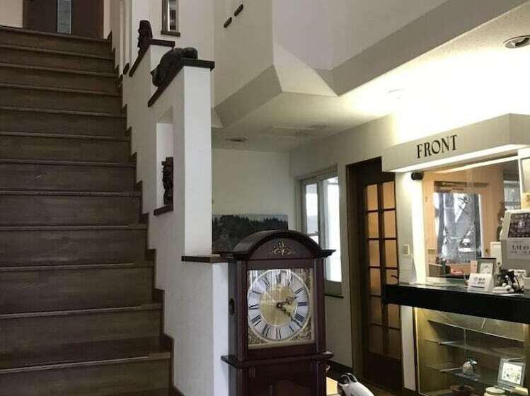 بنسيون Park Hills