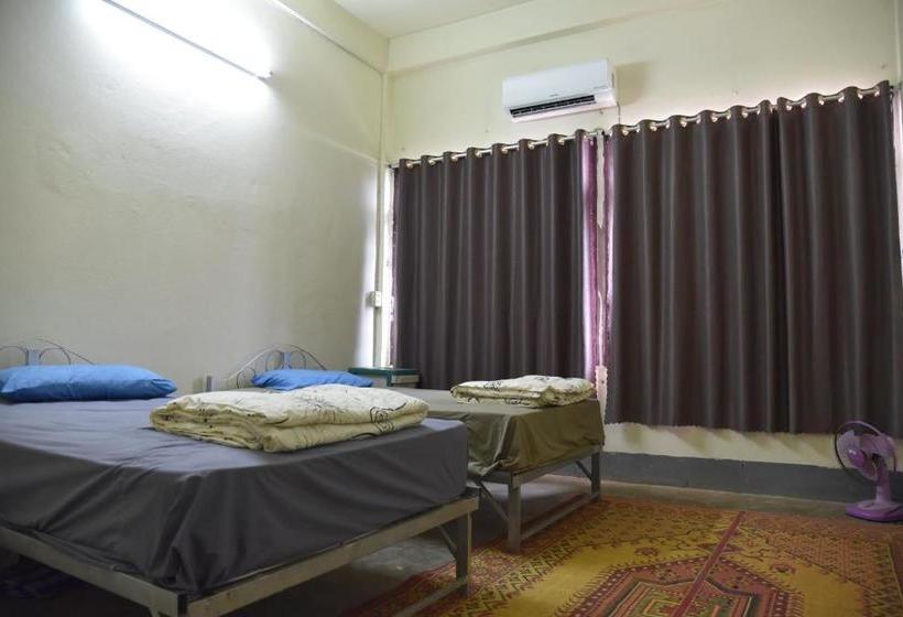 پانسیون Yummy Bagpackers Hostel