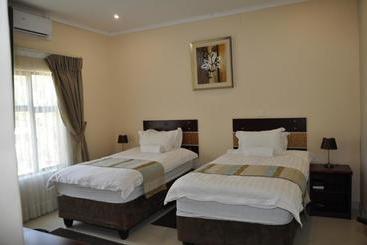 پانسیون Bannerloft Guest House