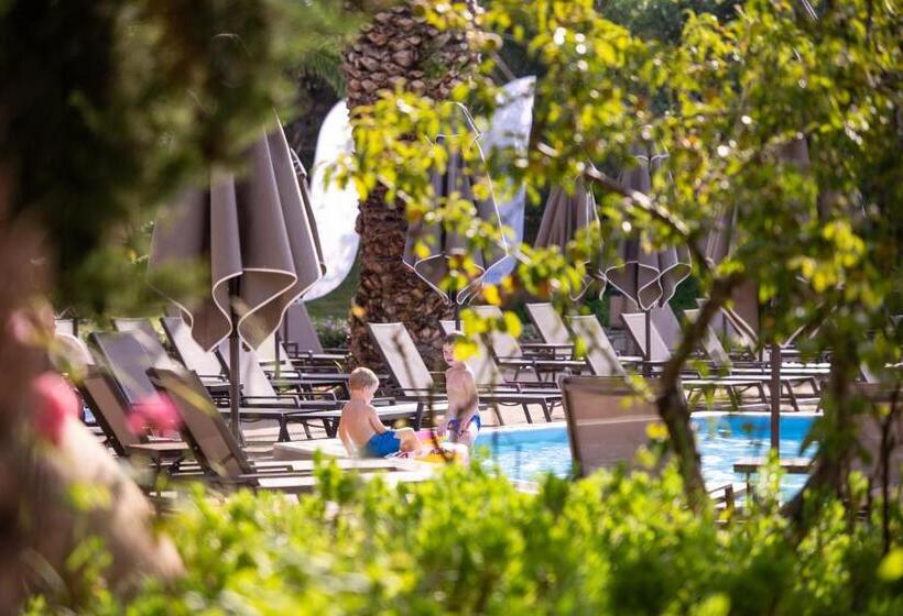 Poseidon Hotel Sea Resort