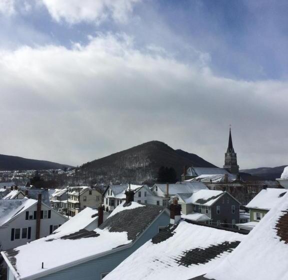 호스텔 Mountain View Suites