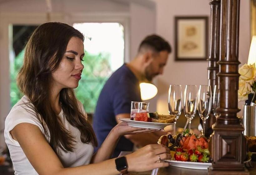 پانسیون Penzion Dvorce