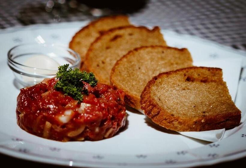 پانسیون Penzion Dvorce