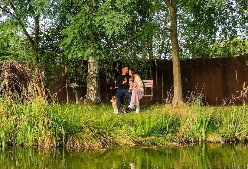 پانسیون Penzion Dvorce