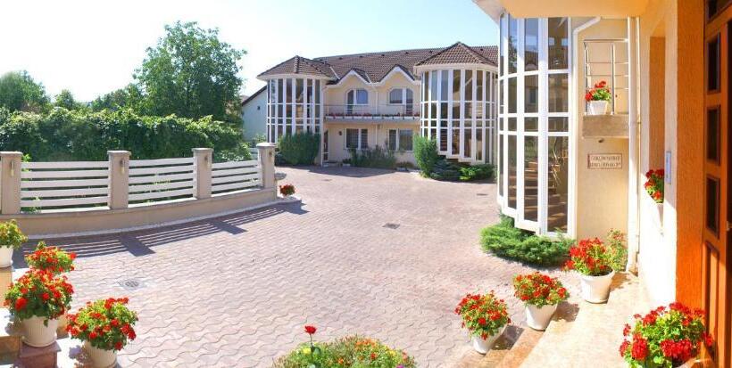 پانسیون Villa Brussels
