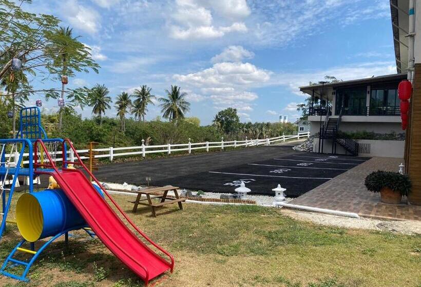 پانسیون Wangpruksa Resort