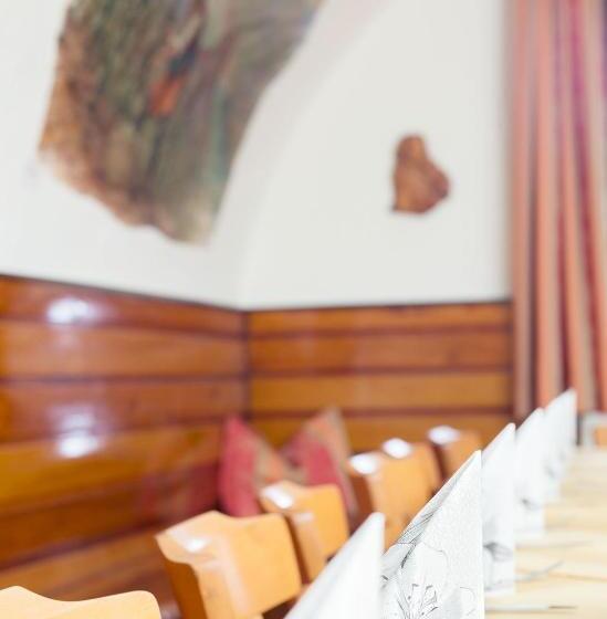 ユースホステル Gasthof Mandorfer