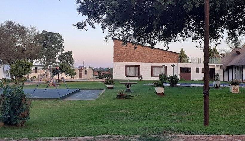 بنسيون Makhadzi S Cloud Lodge