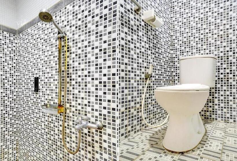 پانسیون Radio Backpacker Guesthouse