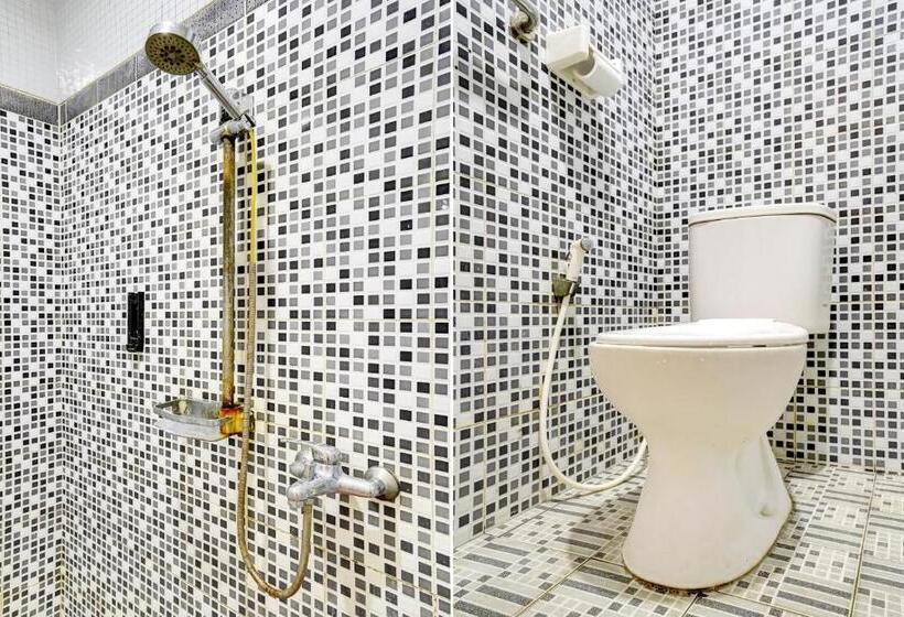 پانسیون Radio Backpacker Guesthouse