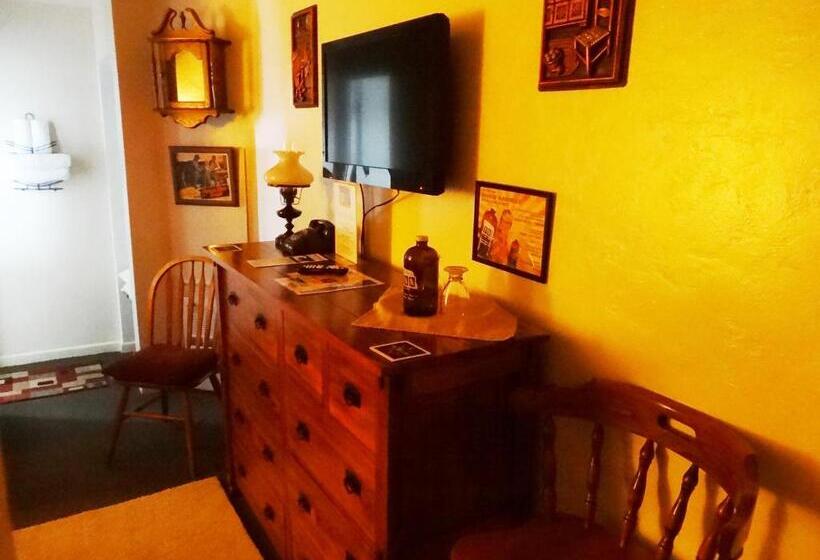 فندق صغير Itty Bitty Inn