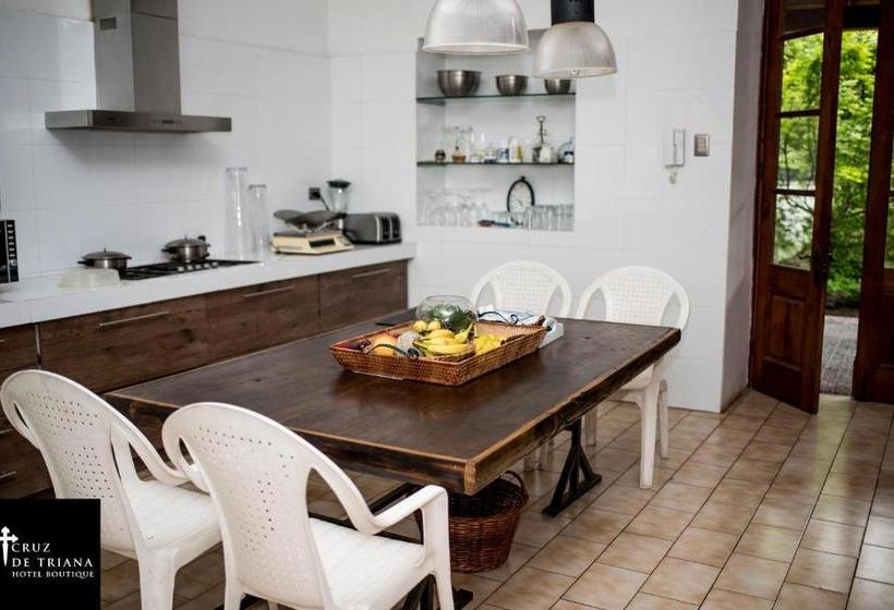 مبيت وإفطار Cruz De Triana