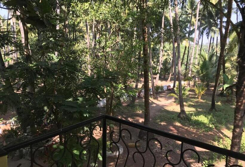 펜션 All Seasons Guest House