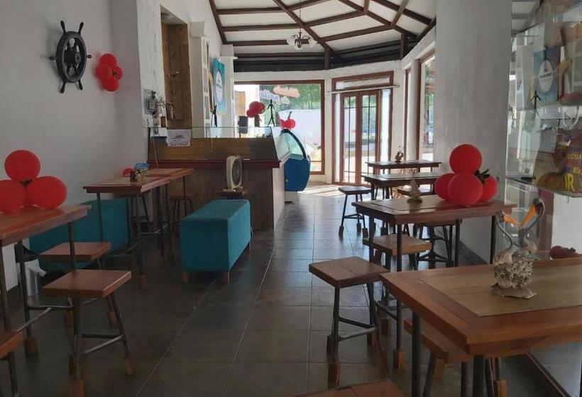 پانسیون Hostal Gualingo