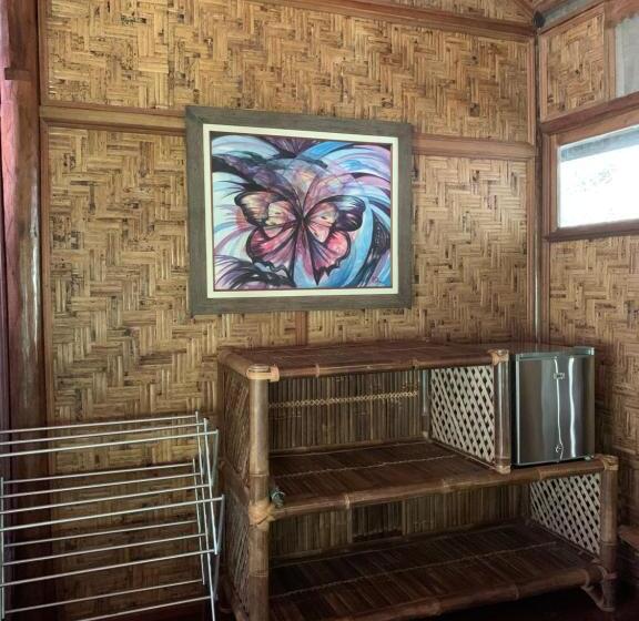 پانسیون Kupu Kupu Garden Guest House & Cafe