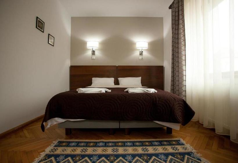 پانسیون Matia Resort