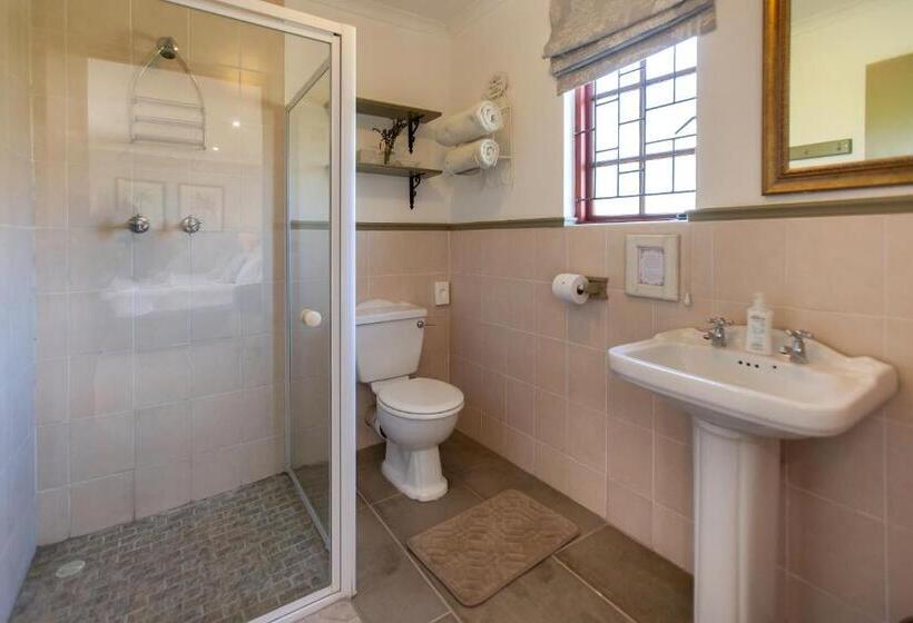 بنسيون Summerhill Guest Farm