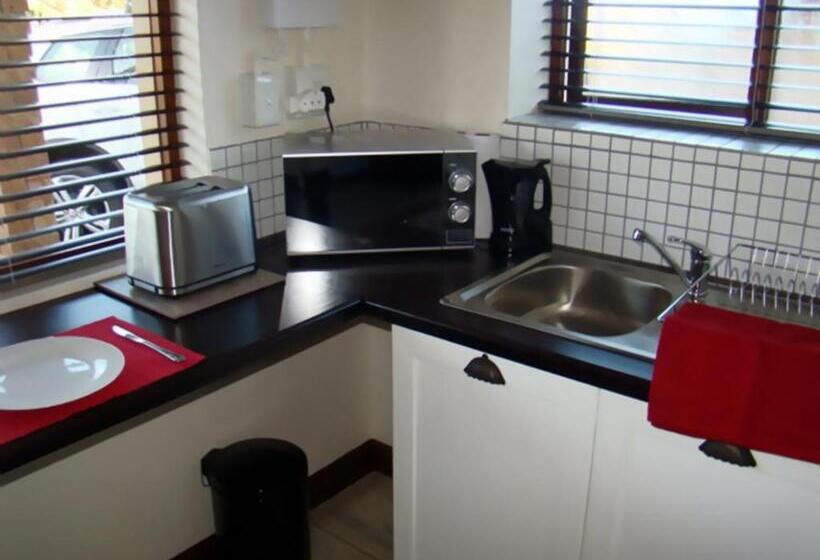 פנסיון Zamar Guest House