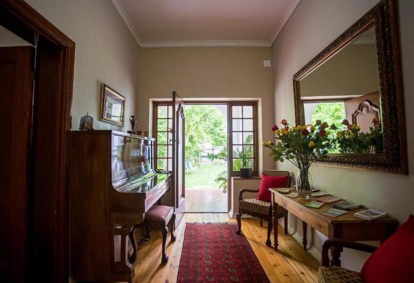 بنسيون Zonneweelde Guest House