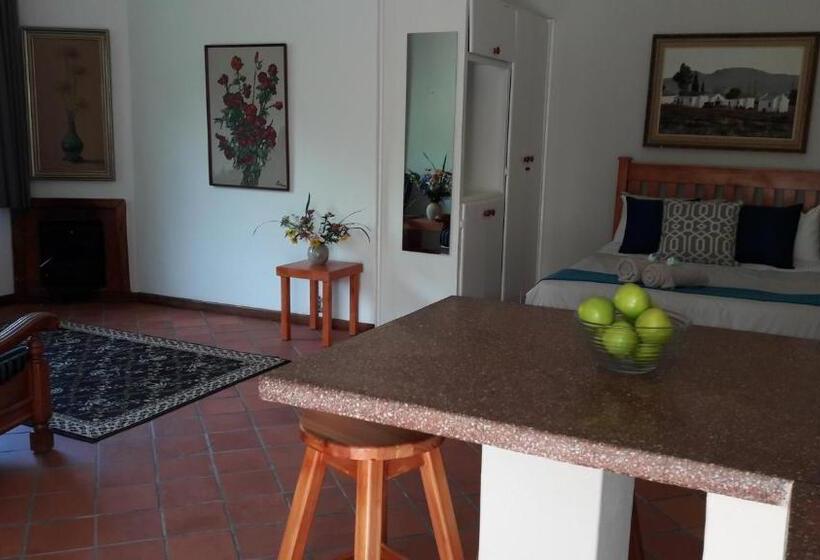 فندق Sanfern Downs Cottage