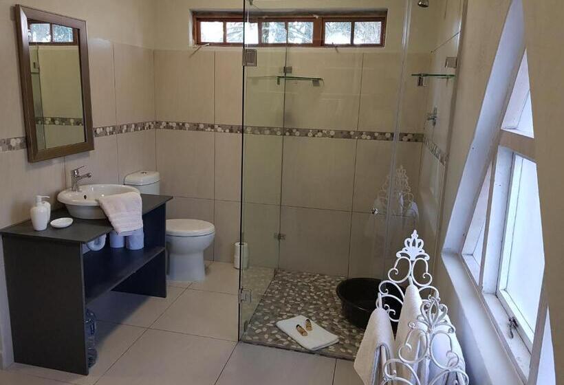 פנסיון Guest House Frame Ace