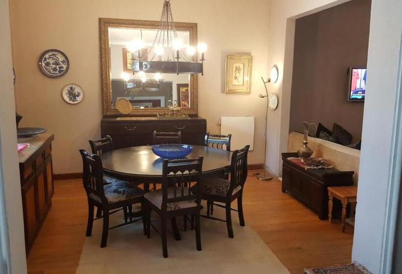 פנסיון Guest House Frame Ace