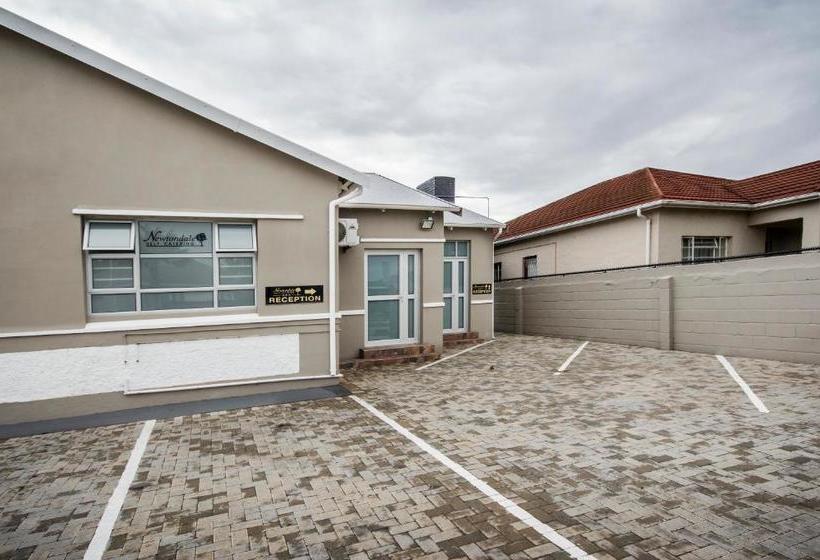 پانسیون Newtondale Self Catering