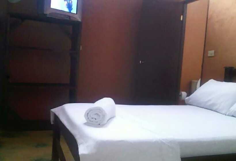 پانسیون Sadhana   Hostel