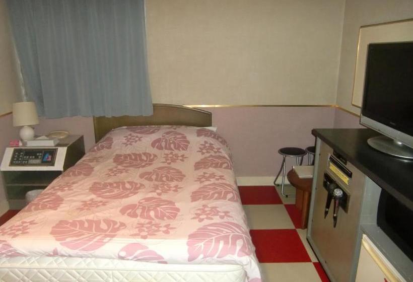 בית מלון כפרי Golf Nirasaki Inter