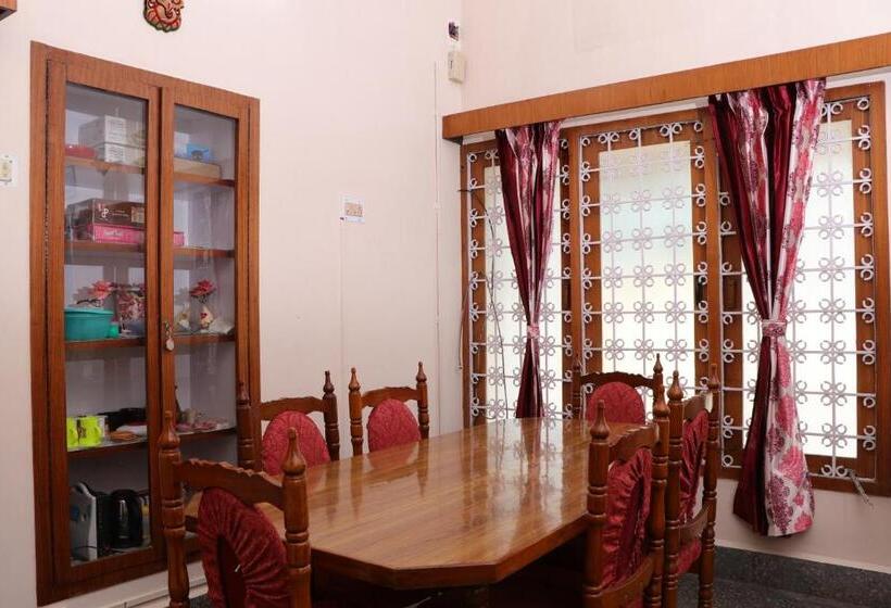 פנסיון Park Corner Guesthouse
