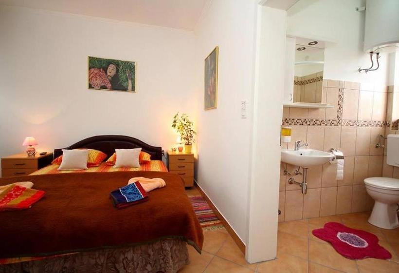 پانسیون 3 Platana