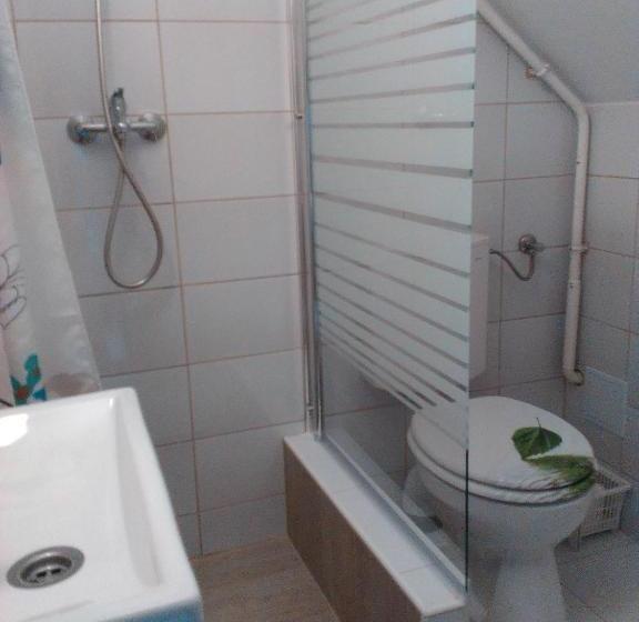 פנסיון Kútvölgy Vendégház