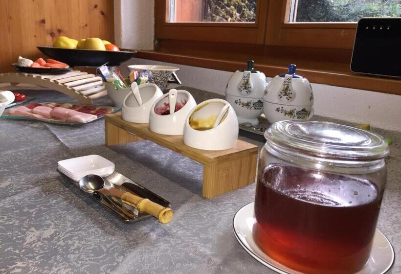 Общежитие Bed & Breakfast Region Murtensee
