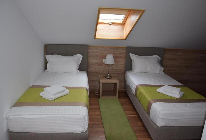 Crema Residence