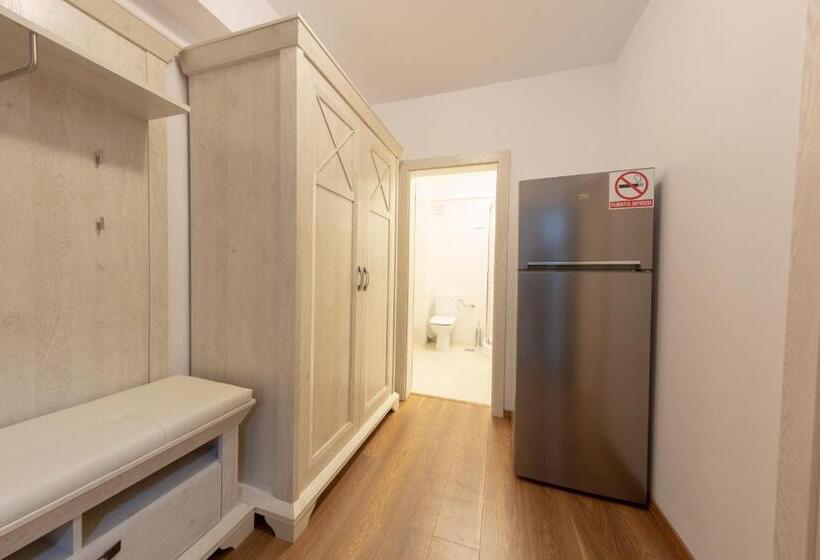 Crema Residence