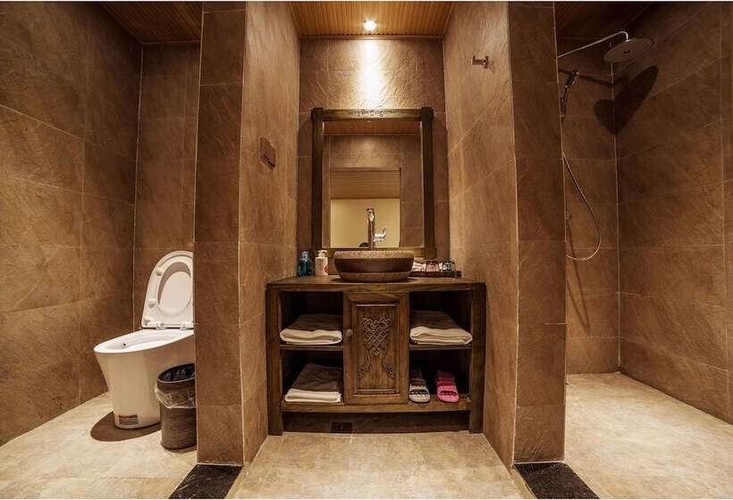 پانسیون Blossom Dynasty Inn