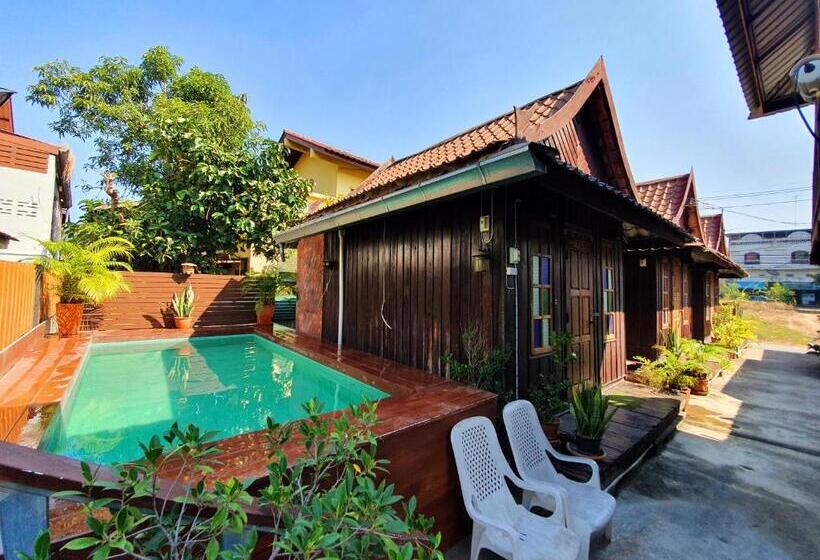 پانسیون Ktt Resort Sukhothai