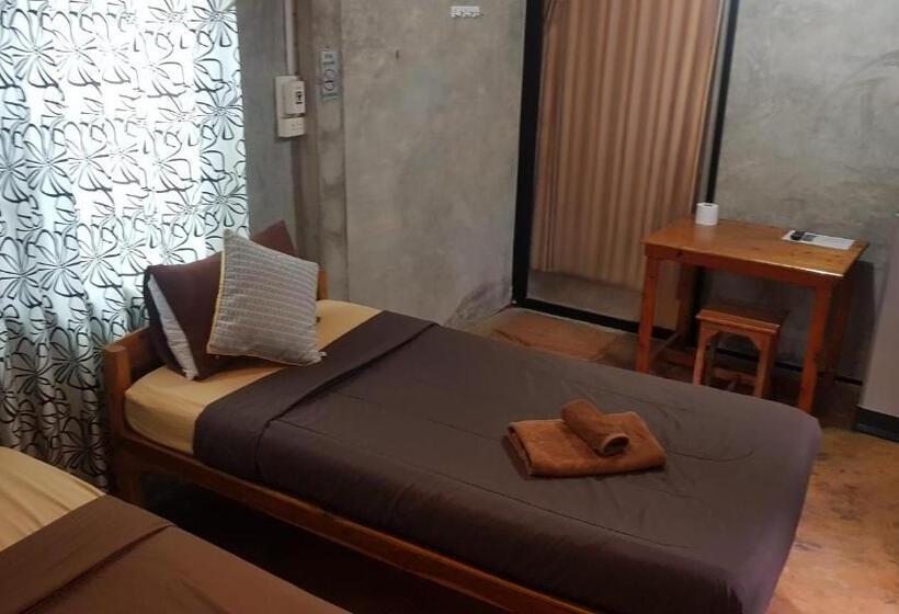 پانسیون Ktt Resort Sukhothai